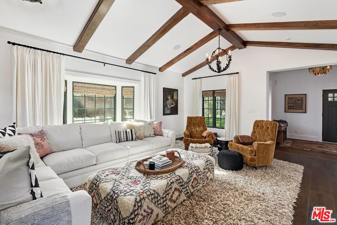 Interior, Living room, Pendant Lights, Wooden Beams, Wood Texture Flooring