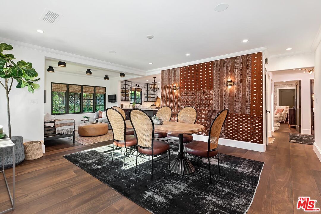 Dining room, Interior, Recessed Lighting, Wood Texture Flooring