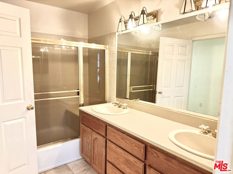 Bathroom, Dual Sink Vanities, Glass Shower, Interior