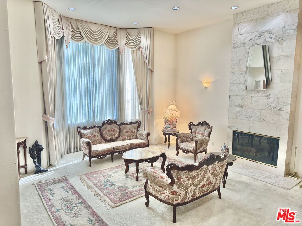 Fireplace, Interior, Living room, Marble Walls, Recessed Lighting