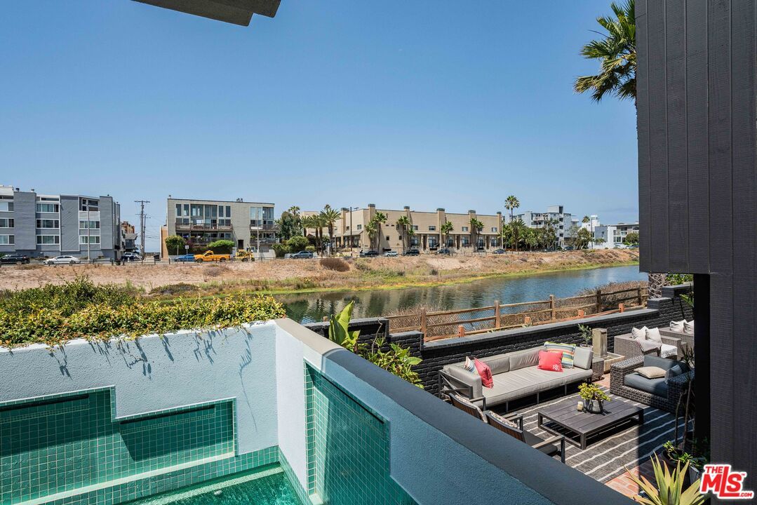 Water, Exterior, Other