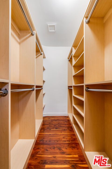 Interior, Walk-in Closets, Wood Texture Flooring