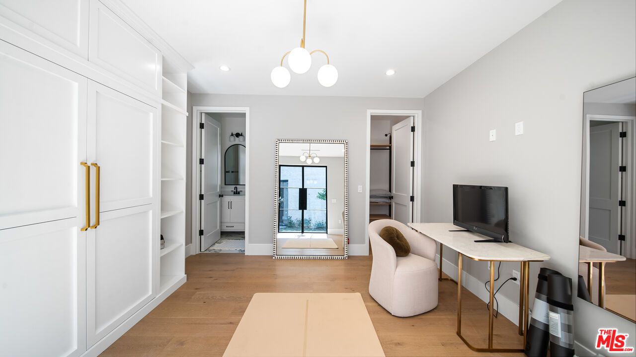 Home Office, Interior, Pendant Lights, Recessed Lighting, Wood Texture Flooring