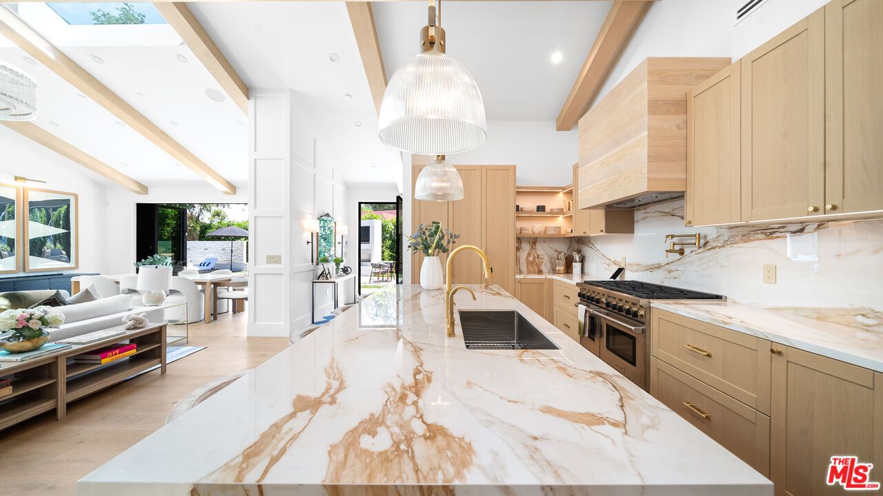 Interior, Kitchen, Living room, Pendant Lights, Recessed Lighting, Stainless Steel Appliances, Wood Texture Flooring