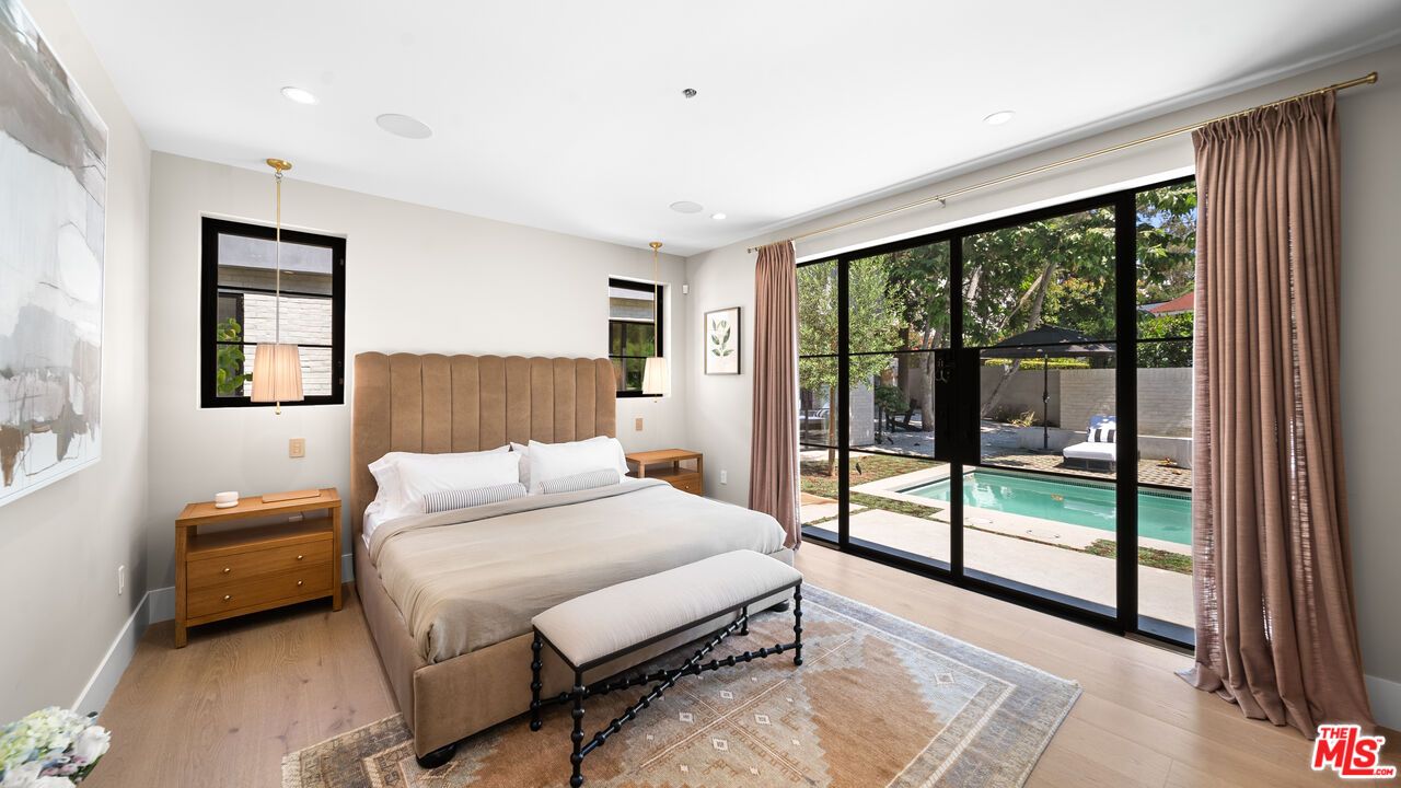Bedroom, Interior, Pendant Lights, Recessed Lighting, Wood Texture Flooring