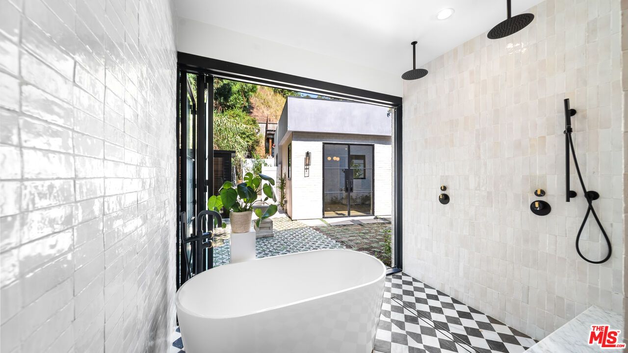 Bathroom, Free Standing Baths, Glass Shower, Interior, Recessed Lighting