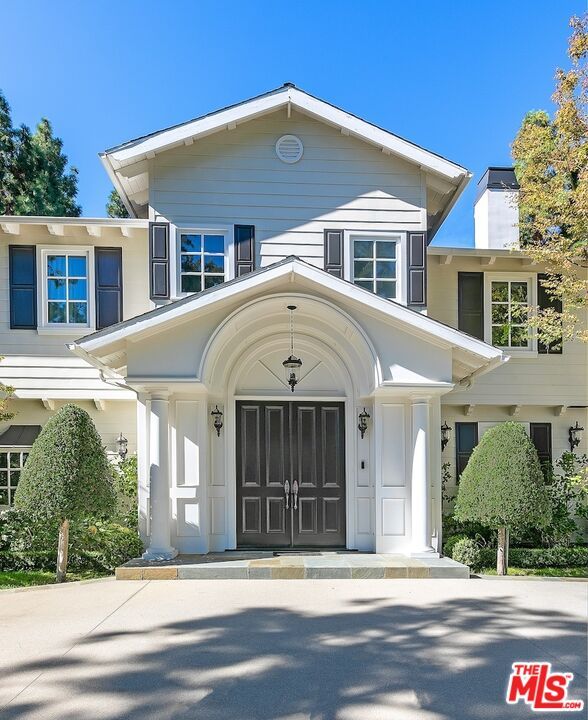 Exterior, Facade, American Craftsman