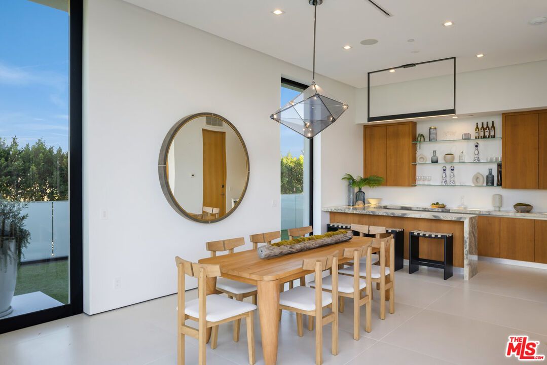 Dining room, Interior, Kitchen, Pendant Lights, Recessed Lighting