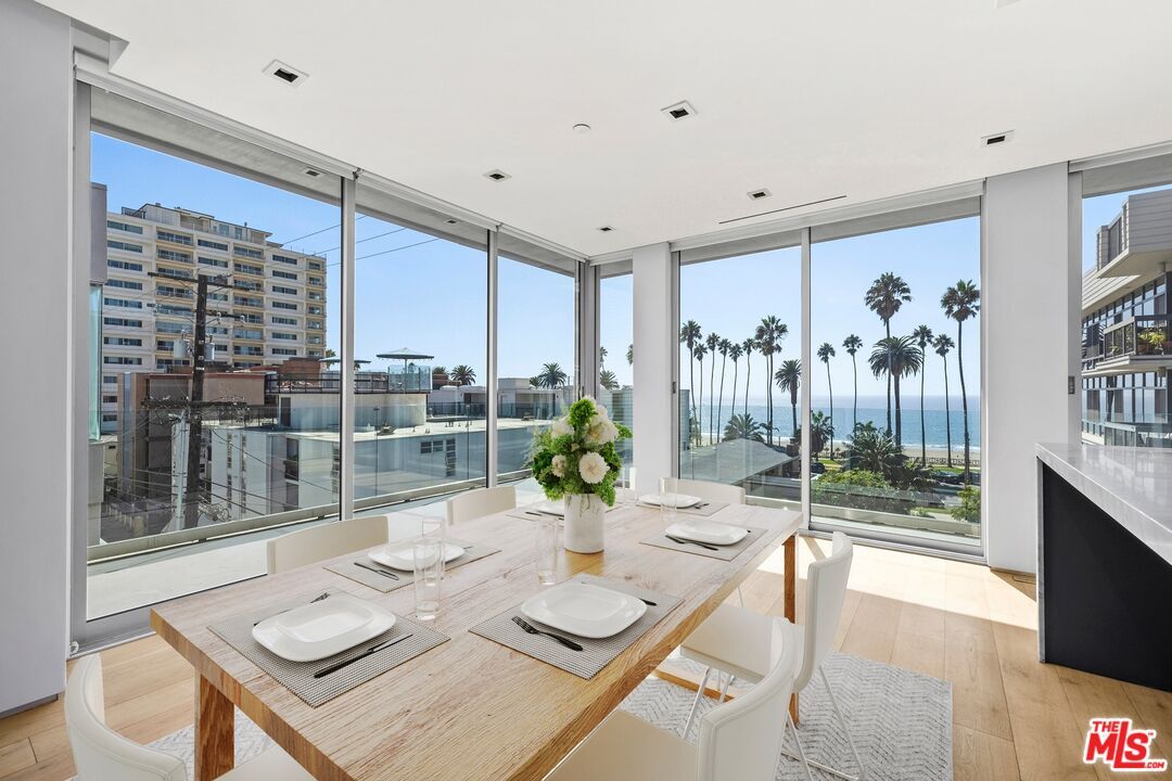 Dining room, Interior, Recessed Lighting, Water, Wood Texture Flooring