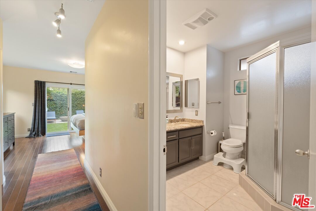 Bathroom, Interior, Recessed Lighting, Wood Texture Flooring