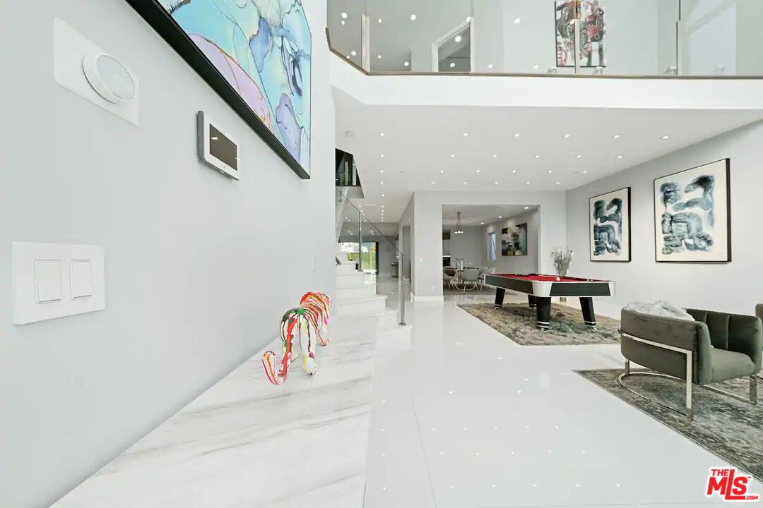 Billiard Table, Game Room, Interior, Recessed Lighting