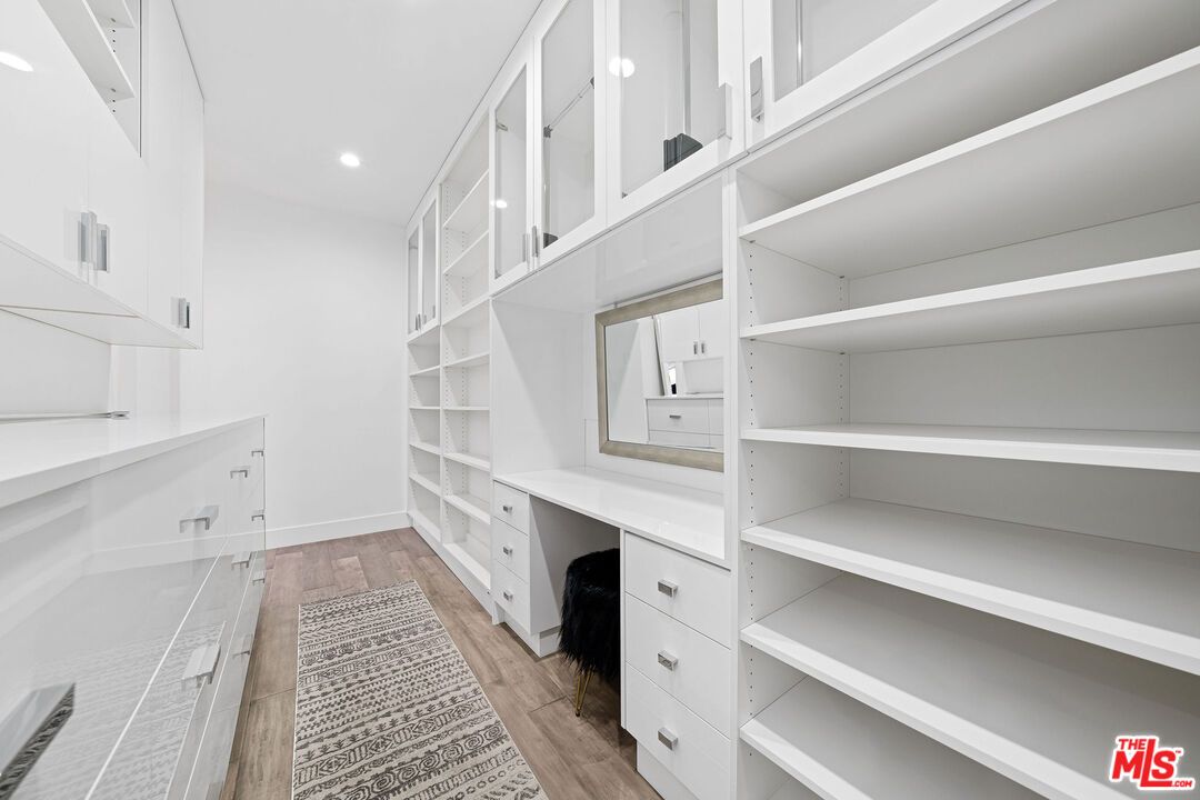 Interior, Recessed Lighting, Walk-in Closets, Wood Texture Flooring