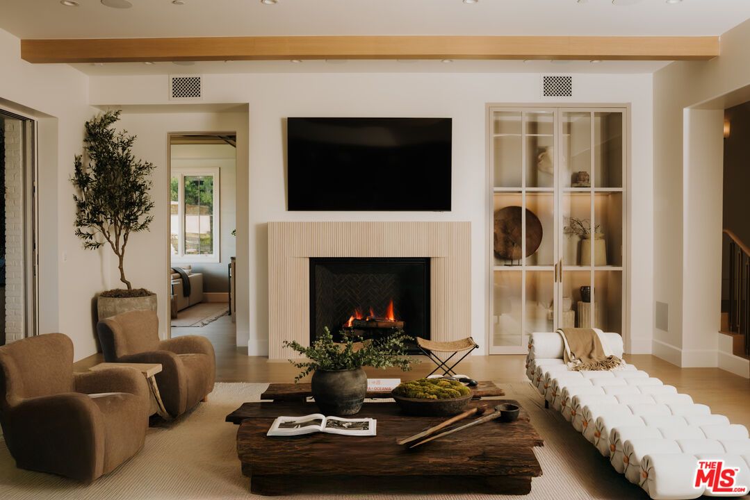 Fireplace, Interior, Living room, Recessed Lighting, Wood Texture Flooring