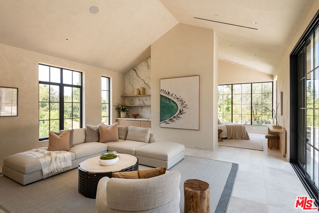 Interior, Living room, Marble Walls, Recessed Lighting