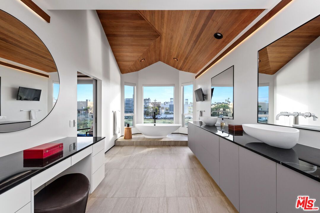 Bathroom, Dual Sink Vanities, Free Standing Baths, Interior, Recessed Lighting, Wooden Ceilings