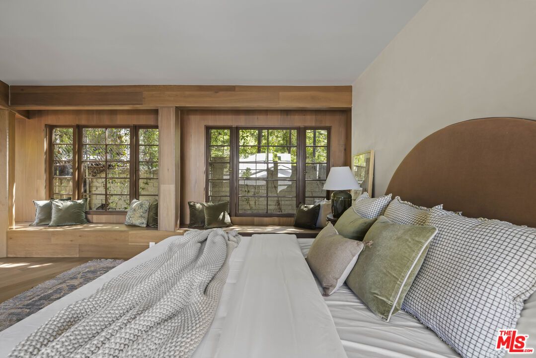 Bedroom, Interior, Wood Texture Flooring, Wooden Walls