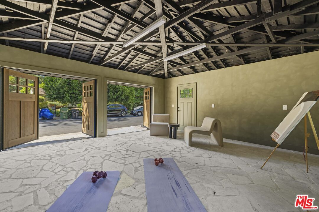 Interior, Wooden Beams