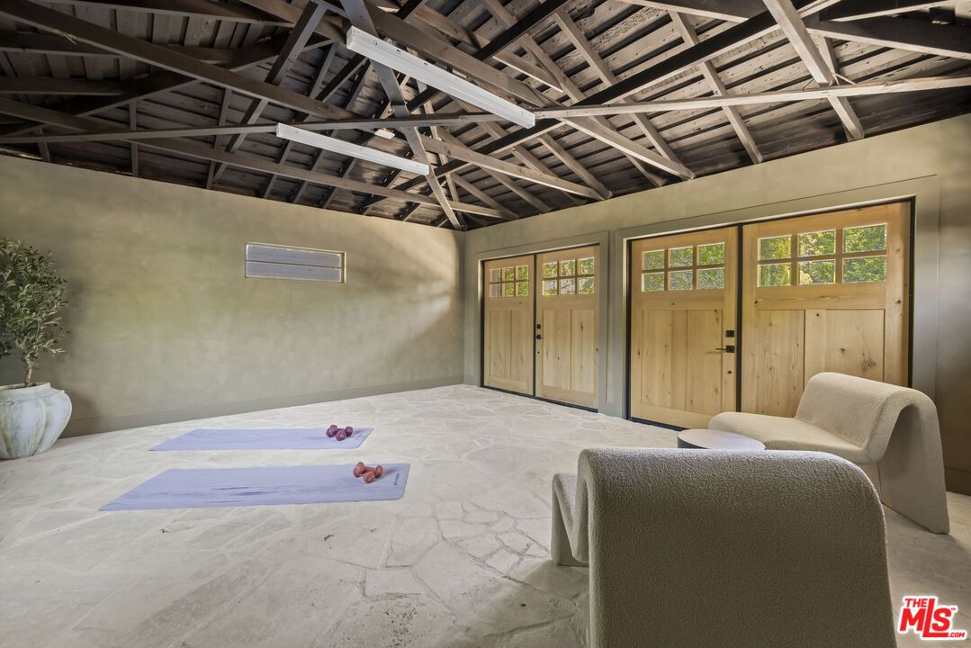 Interior, Wooden Beams