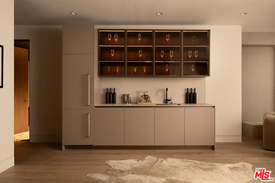 Interior, Recessed Lighting, Wood Texture Flooring