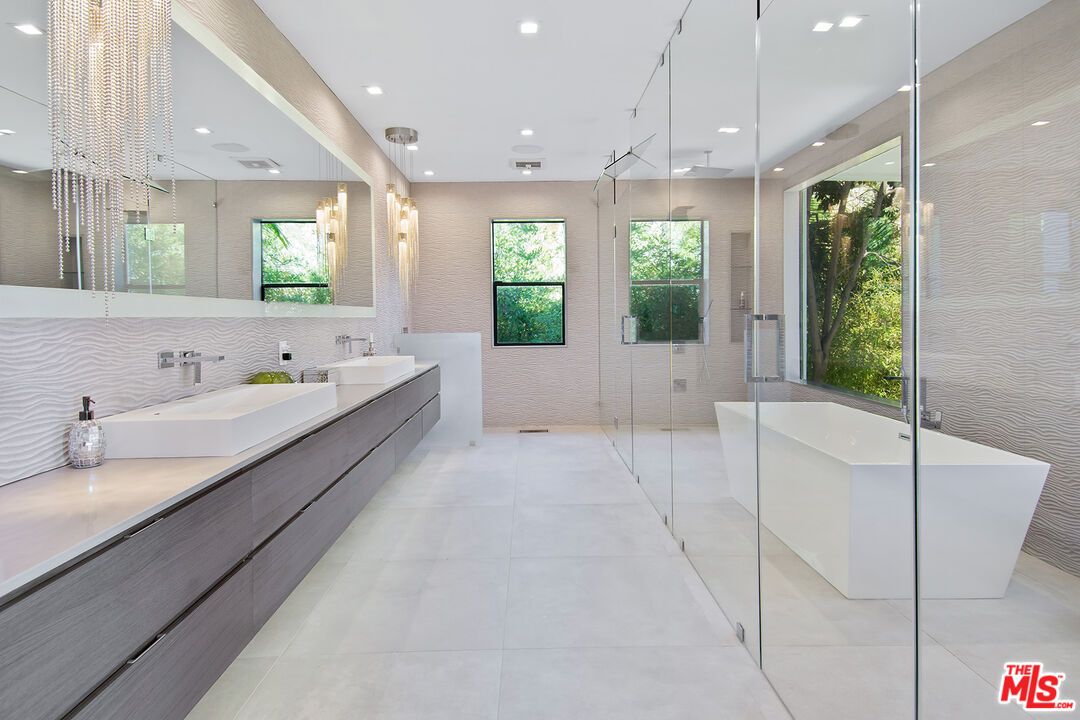 Bathroom, Dual Sink Vanities, Free Standing Baths, Glass Shower, Interior, Recessed Lighting