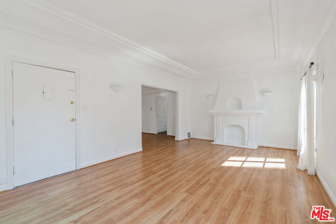 Empty room, Fireplace, Interior, Wood Texture Flooring