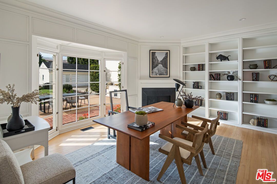 Fireplace, Home Office, Interior, Wood Texture Flooring