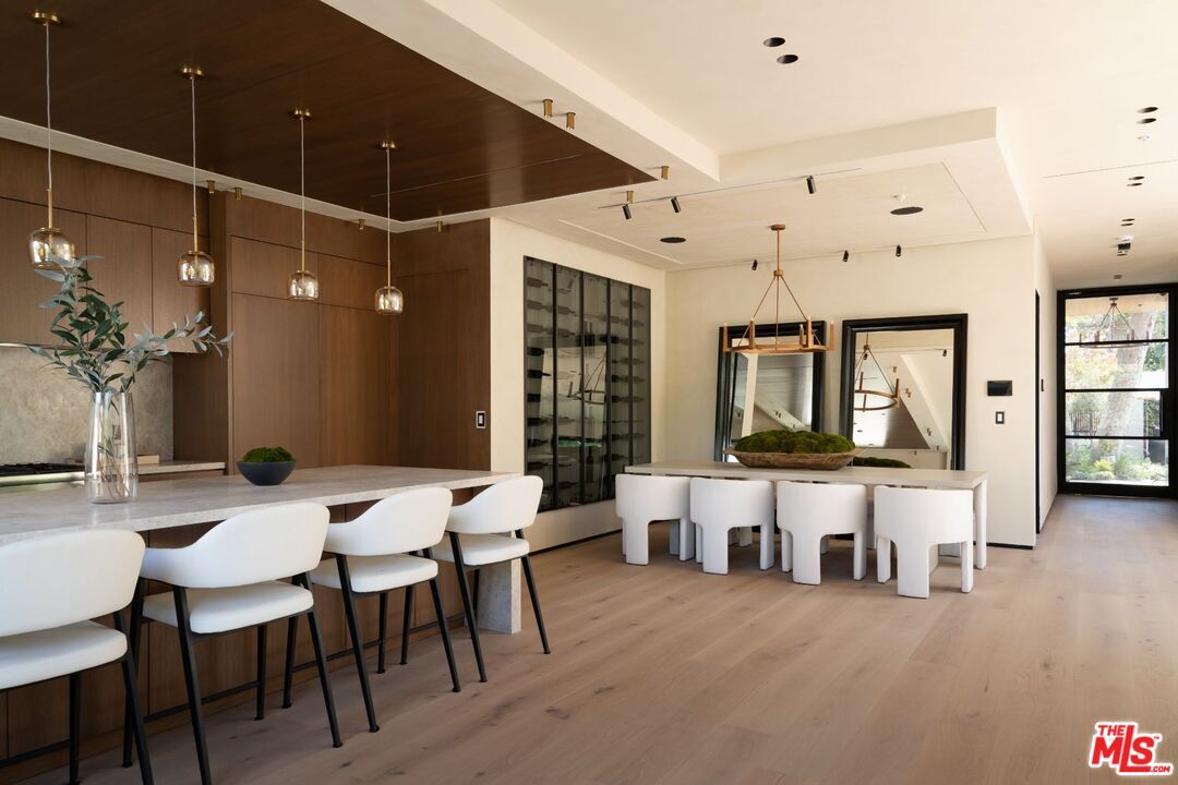 Dining room, Interior, Pendant Lights, Recessed Lighting, Wine Storage, Wood Texture Flooring