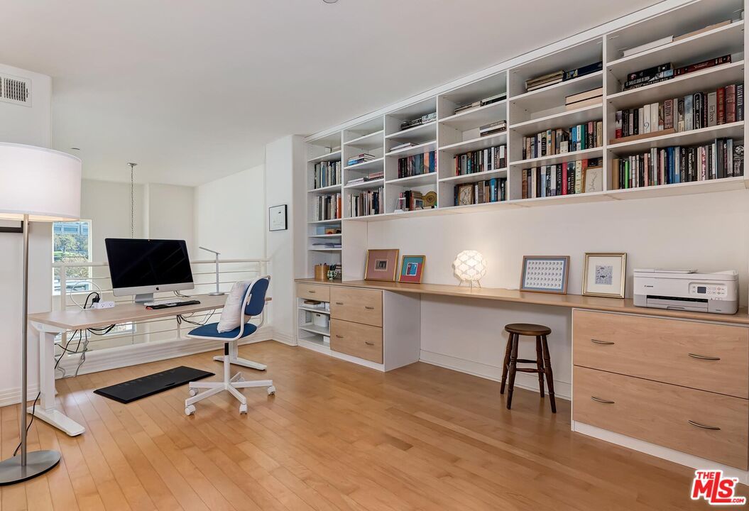 Home Office, Interior, Wood Texture Flooring