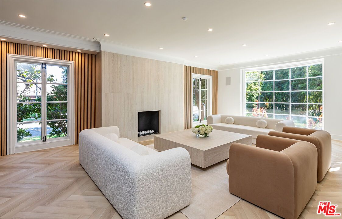 Fireplace, Interior, Living room, Recessed Lighting, Wood Texture Flooring