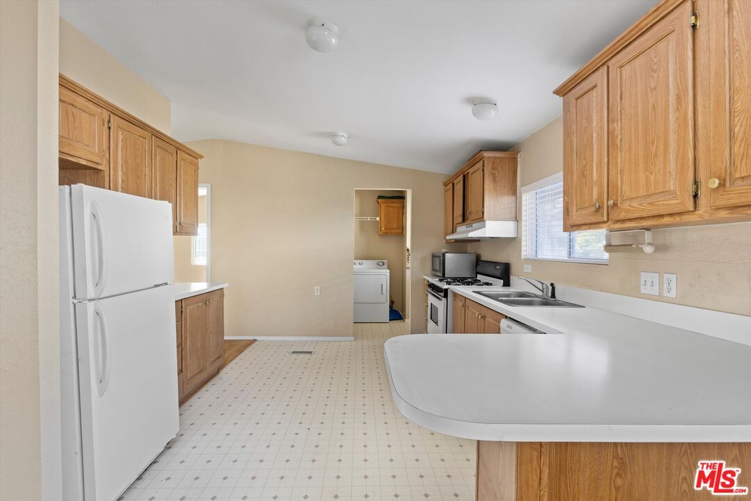 Interior, Kitchen, Washer