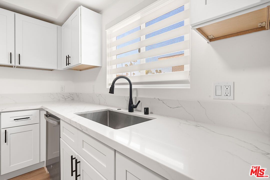 Interior, Kitchen, Marble Walls, Wood Texture Flooring