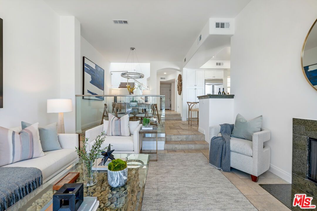 Dining room, Interior, Kitchen, Living room, Pendant Lights, Recessed Lighting