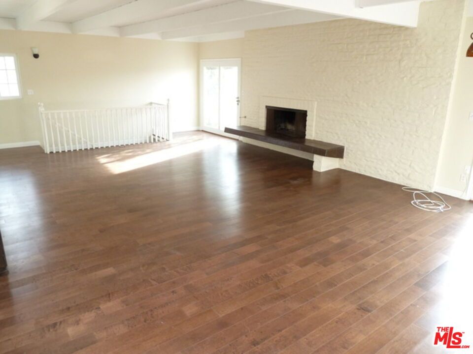 Empty room, Fireplace, Interior, Wood Texture Flooring