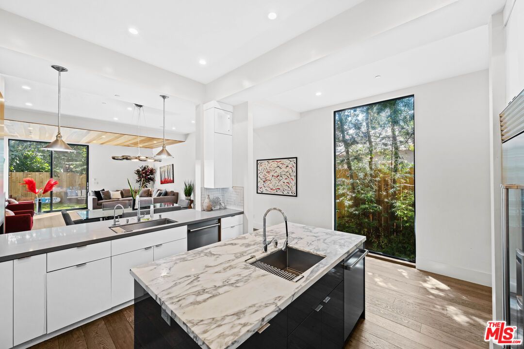 Interior, Kitchen, Pendant Lights, Recessed Lighting, Wood Texture Flooring