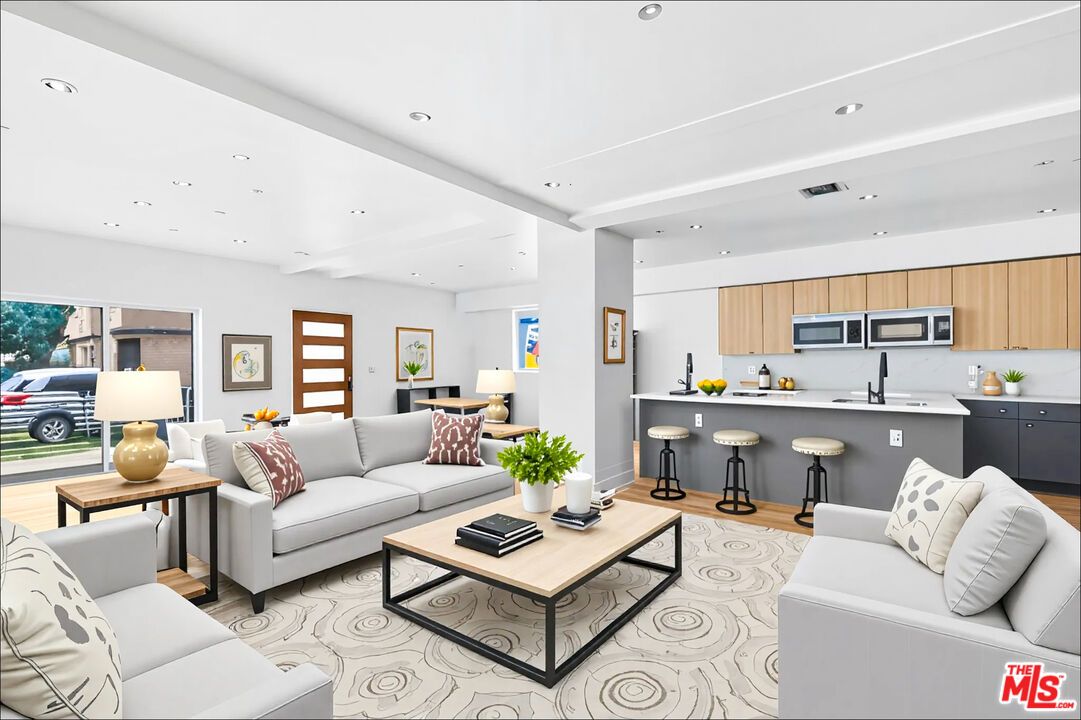 Interior, Kitchen, Living room, Recessed Lighting, Wood Texture Flooring