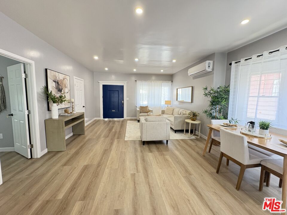 Dining room, Interior, Living room, Recessed Lighting, Wood Texture Flooring