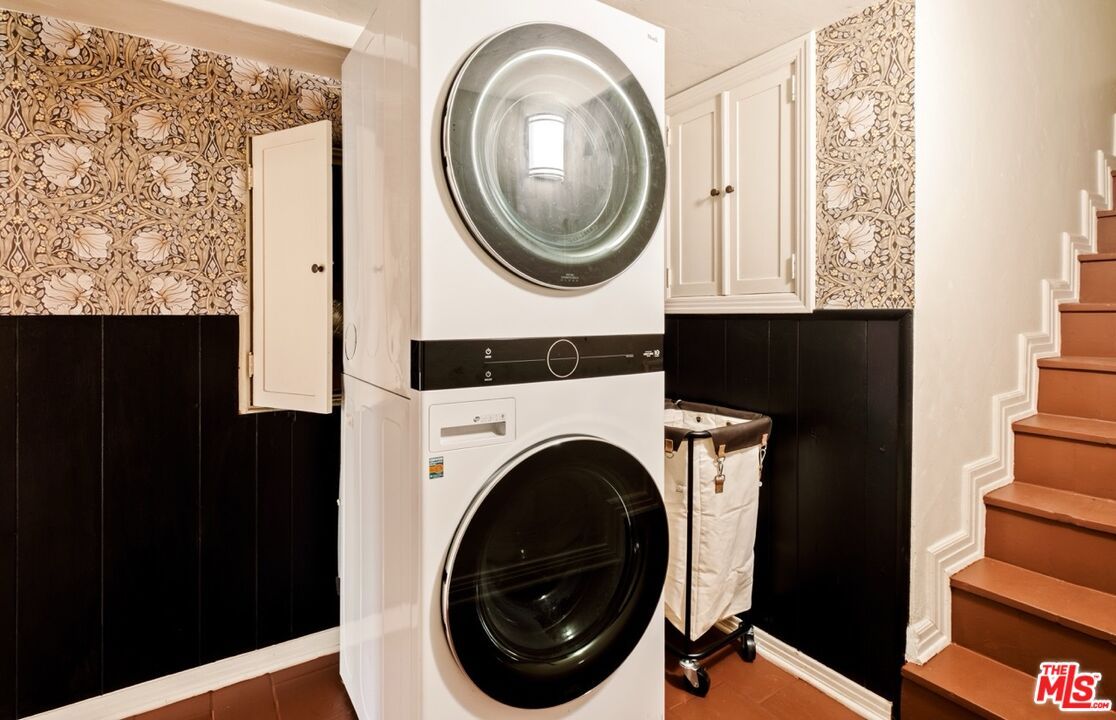 Interior, Utility Closets, Washer