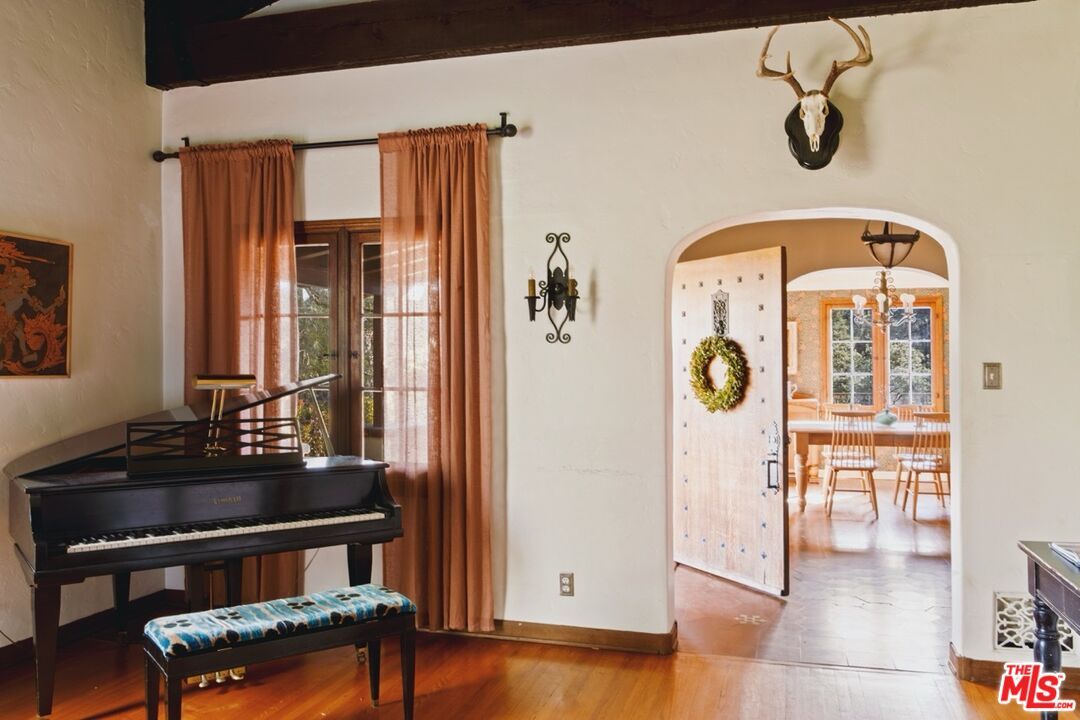 Interior, Piano, Wood Texture Flooring