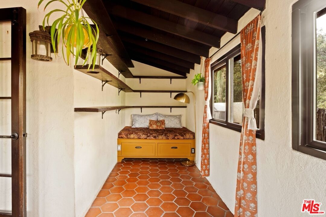 Interior, Wooden Beams