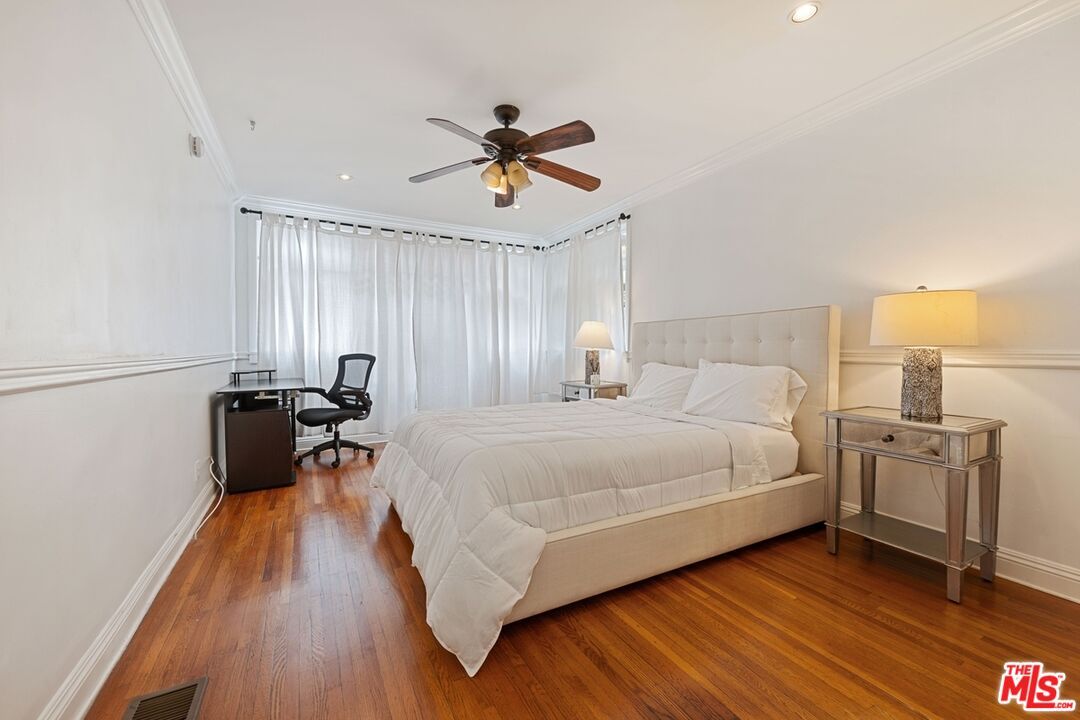 Bedroom, Home Office, Interior, Recessed Lighting, Wood Texture Flooring