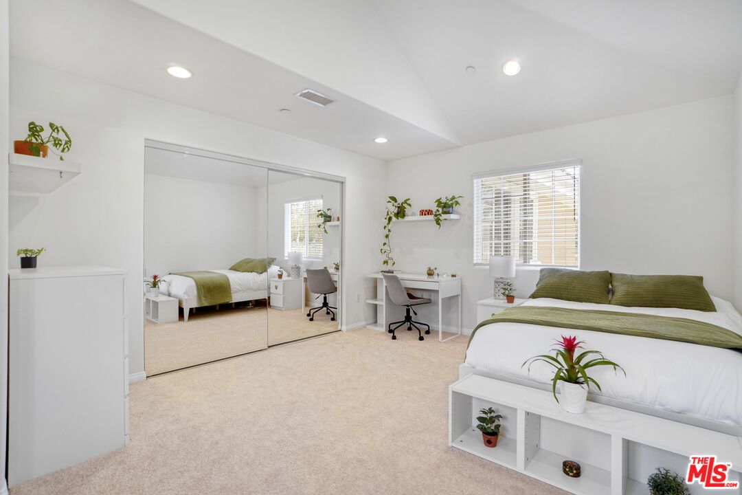 Bedroom, Home Office, Interior, Recessed Lighting