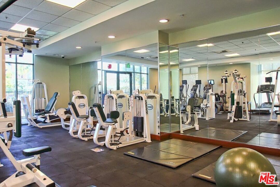 Fitness Equipment, Gym, Interior, Recessed Lighting