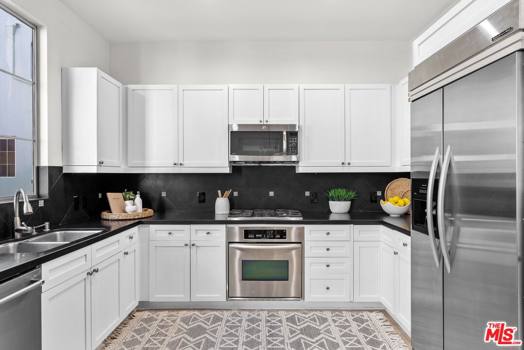 Interior, Kitchen, Stainless Steel Appliances