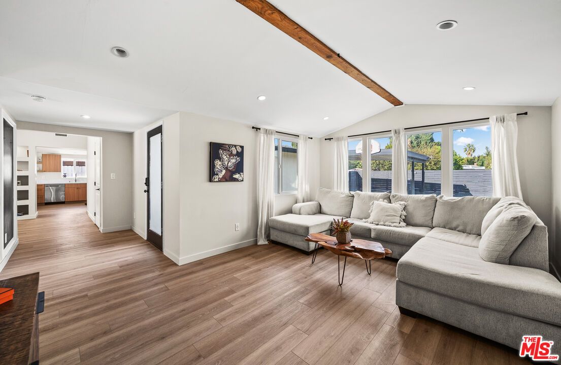 Interior, Living room, Recessed Lighting, Wooden Beams, Wood Texture Flooring