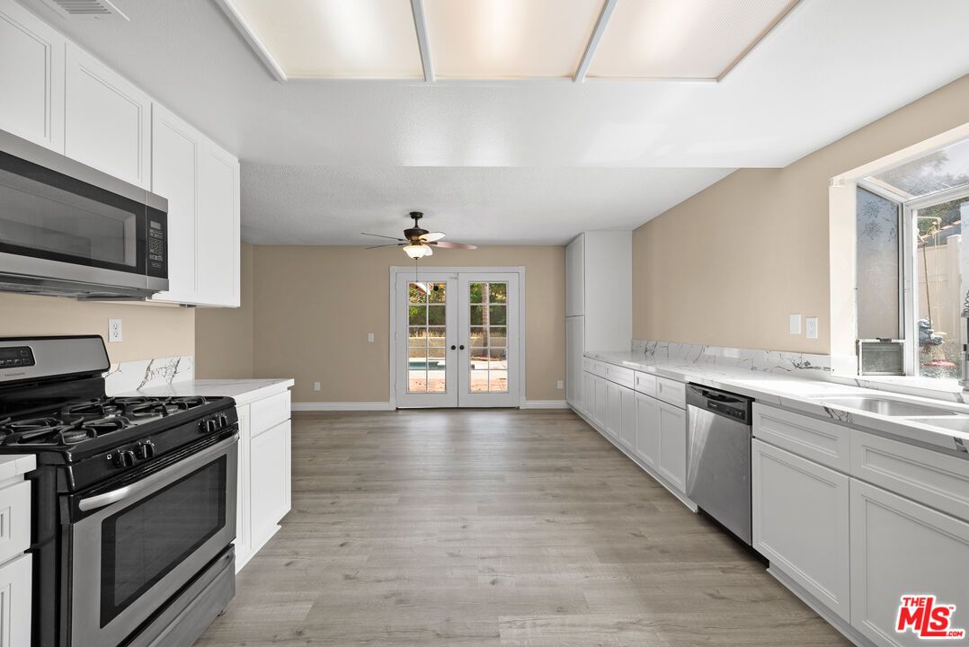 Interior, Kitchen, Wood Texture Flooring