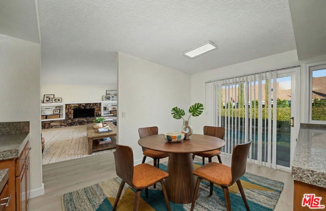 Dining room, Interior, Wood Texture Flooring