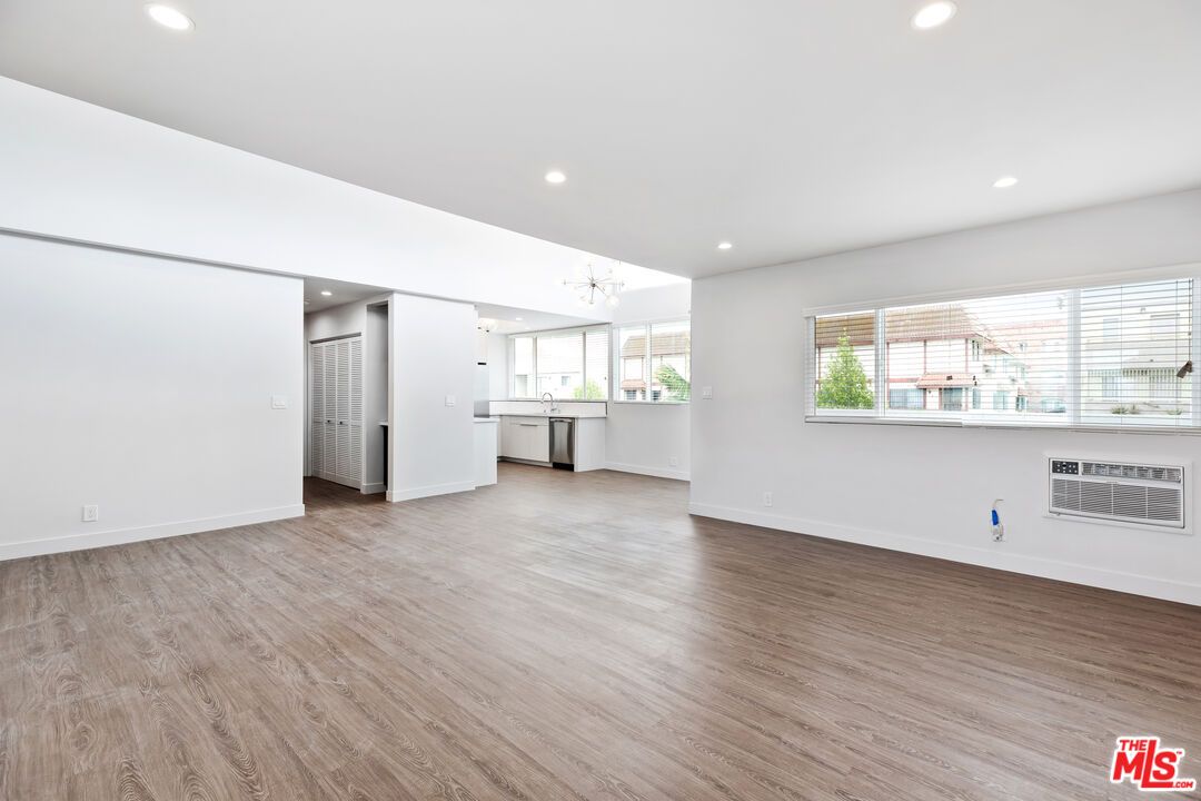 Empty room, Interior, Kitchen, Recessed Lighting, Wood Texture Flooring