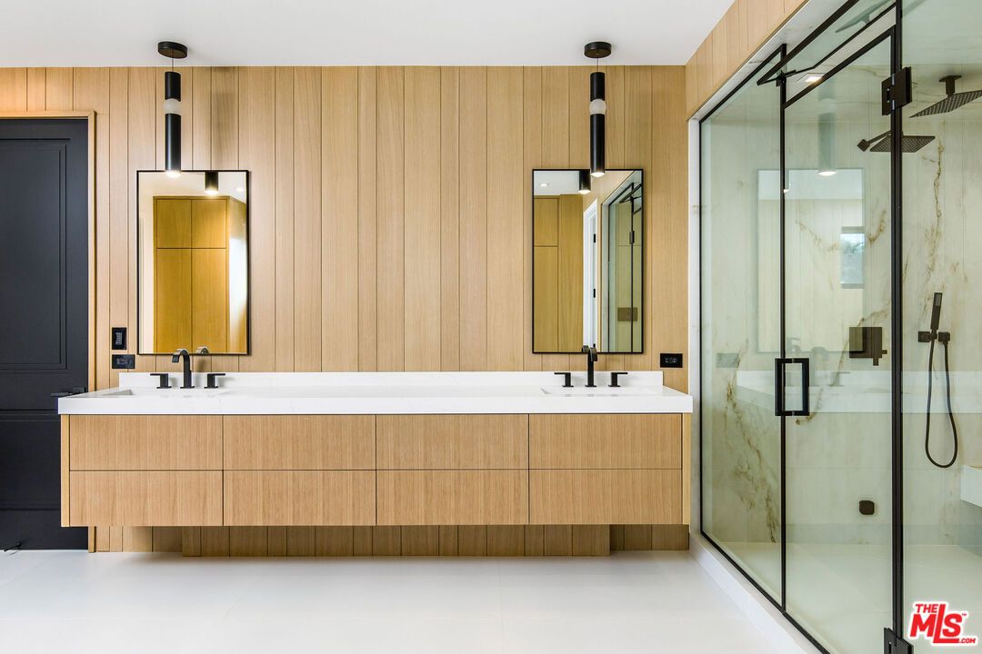 Bathroom, Dual Sink Vanities, Glass Shower, Interior