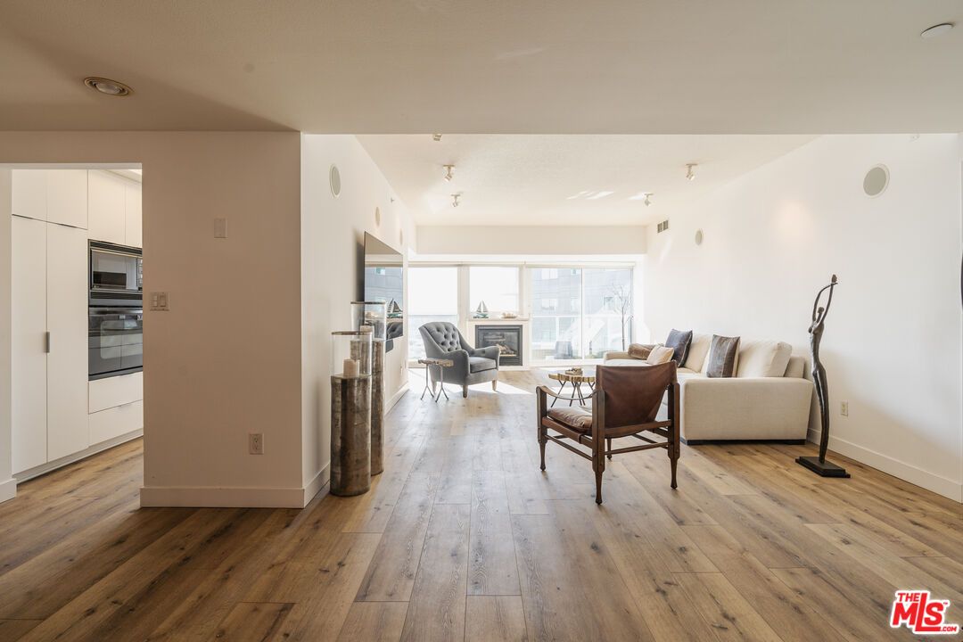 Dining room, Fireplace, Interior, Kitchen, Living room, Wood Texture Flooring