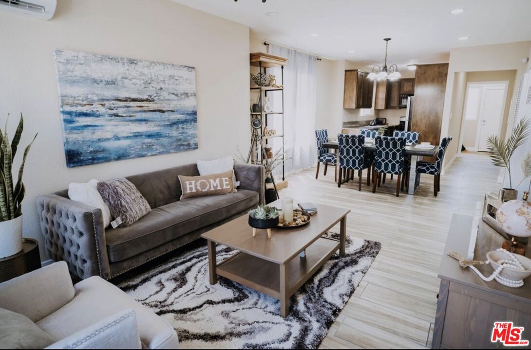 Dining room, Interior, Kitchen, Living room, Pendant Lights, Recessed Lighting, Wood Texture Flooring